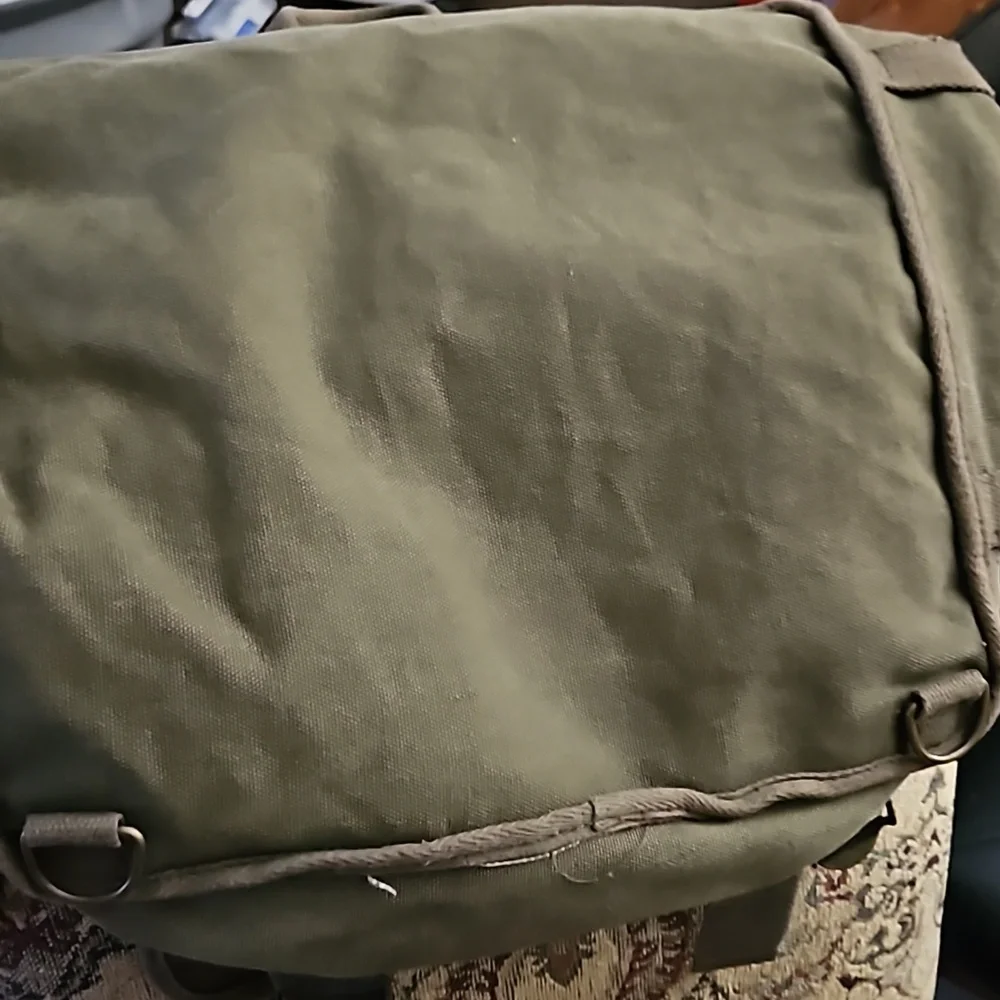Element Vintage Messenger Bag, olive green, great condition - Picture 5 of 10